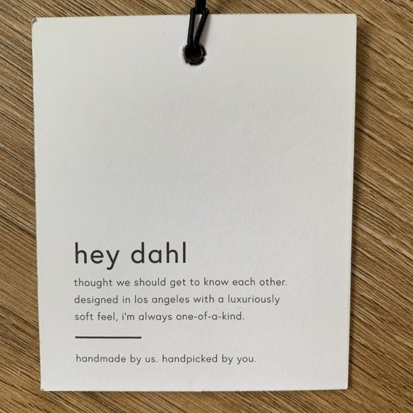 New with tags Bella Dahl - Flap Pocket Herb Green Dress - Size M - Made in USA - Picture 6 of 10